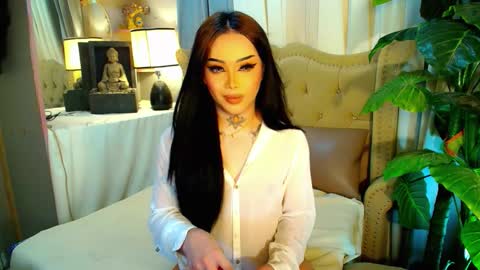 Snapshot of yourasiancockisontop chatting on 23, 10, 2025 kim online show from 23, 10, 2025