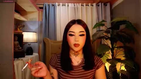 Snapshot of yourasiancockisontop chatting on 18, 11, 2025 kim online show from 18, 11, 2025