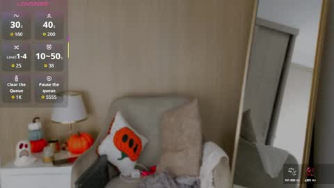 Snapshot of yourcutesofi chatting on 14, 10, 2025 Sofia independent model 3 online show from 14, 10, 2025