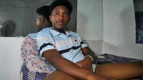 Yourdaddy2005 online show from 4, 3, 2026