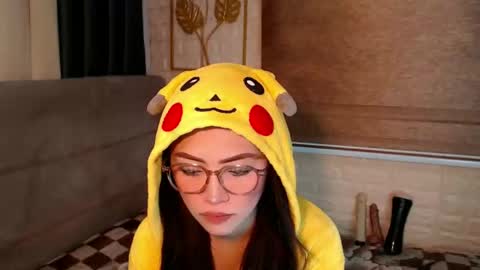 Snapshot of yourdevilsweettsx chatting on 8, 1, 2025 JEN online show from 8, 1, 2025