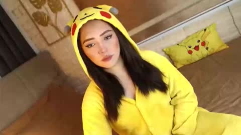 Snapshot of yourdevilsweettsx chatting on 13, 9, 2025 JEN online show from 13, 9, 2025