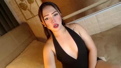 Snapshot of yourdevilsweettsx chatting on 15, 11, 2025 JEN online show from 15, 11, 2025