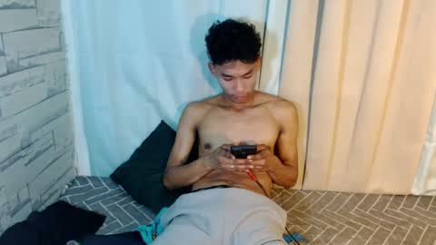 Snapshot of yourdreamboyx chatting on 9, 12, 2024 Rence online show from 9, 12, 2024