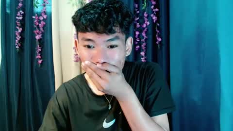 Snapshot of yourdreamboyx chatting on 27, 12, 2024 Rence online show from 27, 12, 2024