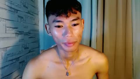 Snapshot of yourdreamboyx chatting on 1, 1, 2025 Rence online show from 1, 1, 2025