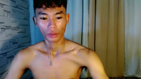 Snapshot of yourdreamboyx chatting on 1, 1, 2025 Rence online show from 1, 1, 2025