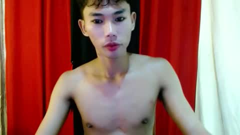 Snapshot of yourdreamboyx chatting on 19, 2, 2025 Rence online show from 19, 2, 2025