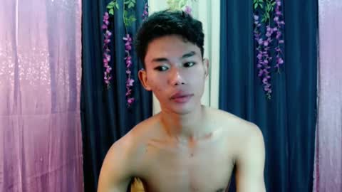 Snapshot of yourdreamboyx chatting on 25, 2, 2025 Rence online show from 25, 2, 2025