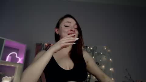 Snapshot of yourdreamcristal chatting on 16, 2, 2025 yourdreamcristal online show from 16, 2, 2025