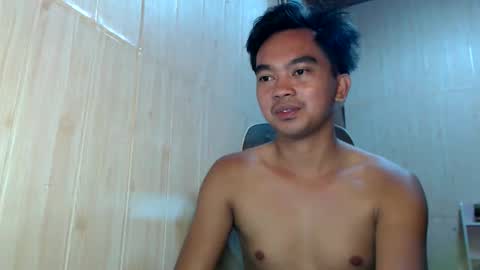 Snapshot of yourfantasyboyjr chatting on 8, 10, 2025 i am your dream boy JR online show from 8, 10, 2025