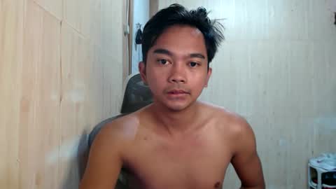 Snapshot of yourfantasyboyjr chatting on 18, 11, 2025 i am your dream boy JR online show from 18, 11, 2025