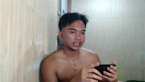 Snapshot of yourfantasyboyjr chatting on 20, 11, 2025 i am your dream boy JR online show from 20, 11, 2025