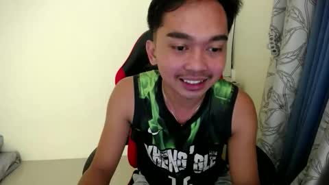 Snapshot of yourfantasyboyjr chatting on 25, 11, 2025 i am your dream boy JR online show from 25, 11, 2025