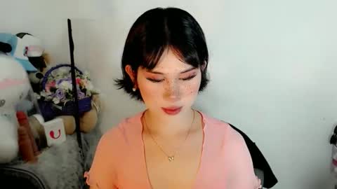 PrettyElla online show from 6, 11, 2025