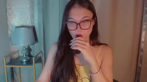 Luna online show from 16, 9, 2025