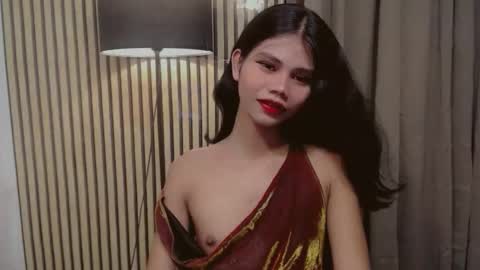 Snapshot of yourfavoratevivian chatting on 18, 11, 2025 Vivian online show from 18, 11, 2025