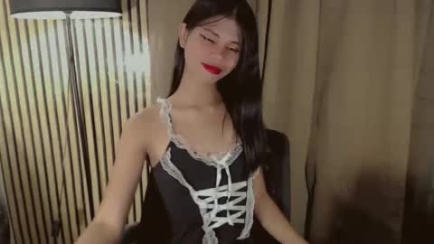 Snapshot of yourfavoratevivian chatting on 25, 11, 2025 Vivian online show from 25, 11, 2025