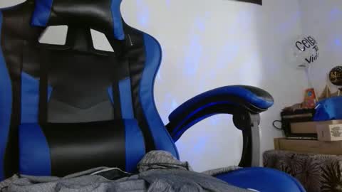 yourfavorite_bigclit online show from 28, 11, 2025