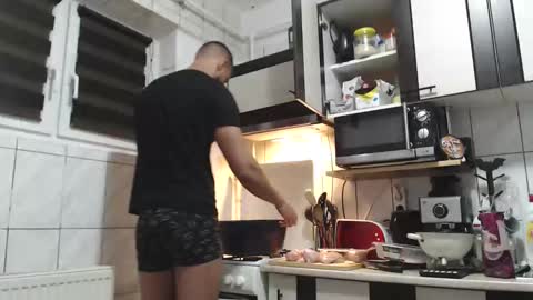 Snapshot of yourfavoritetallboy chatting on 17, 11, 2025 yourfavoritetallboy online show from 17, 11, 2025