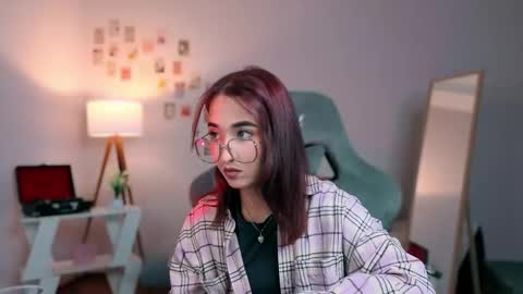 violett online show from 19, 9, 2025