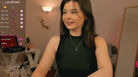Chloe online show from 10, 12, 2024