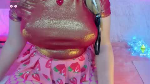 Snapshot of yourgirl11555 chatting on 12, 10, 2025 Liza online show from 12, 10, 2025