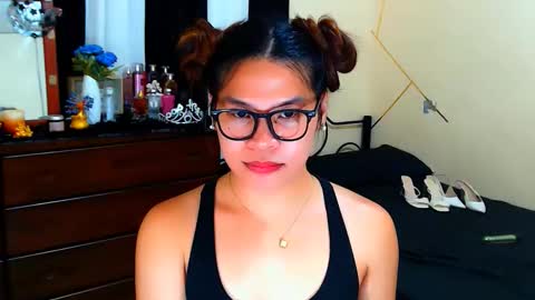 yourgoddesscruella online show from 26, 3, 2026