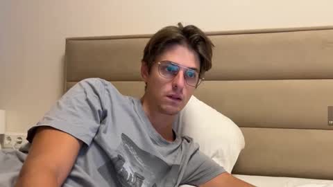 Chris online show from 2, 11, 2025