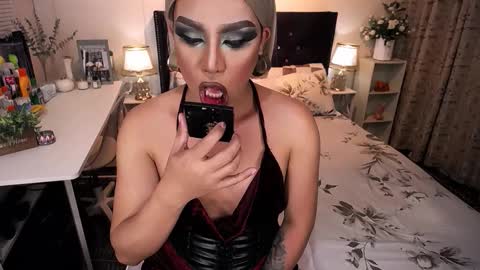 --               online show from 14, 12, 2025