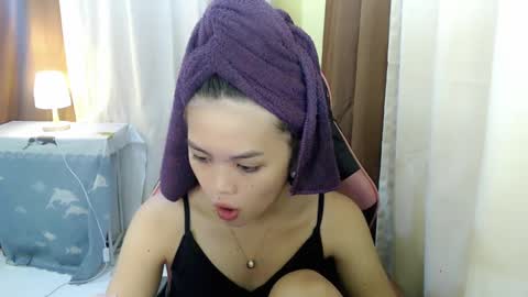 your lovely Dina online show from 16, 12, 2024