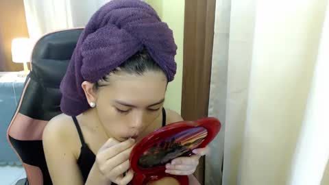 your lovely Dina online show from 23, 12, 2024