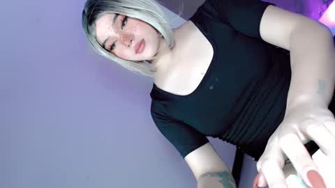 Snapshot of yourlovingpearl chatting on 1, 12, 2024 PEARL online show from 1, 12, 2024