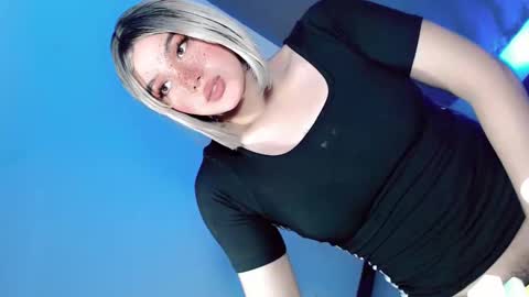 Snapshot of yourlovingpearl chatting on 1, 12, 2024 PEARL online show from 1, 12, 2024