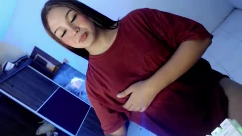 Snapshot of yourlovingpearl chatting on 7, 10, 2025 PEARL online show from 7, 10, 2025