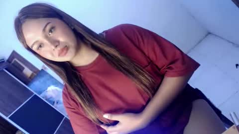 Snapshot of yourlovingpearl chatting on 16, 10, 2025 PEARL online show from 16, 10, 2025