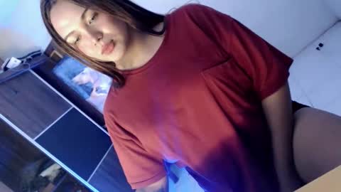 Snapshot of yourlovingpearl chatting on 28, 10, 2025 PEARL online show from 28, 10, 2025