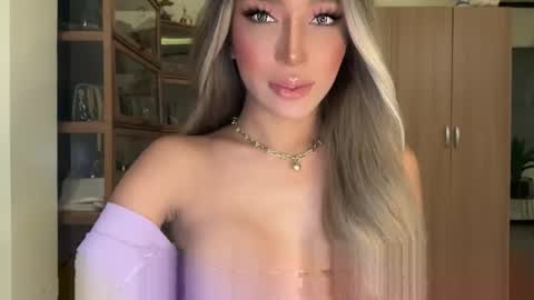 Pearl online show from 6, 10, 2025