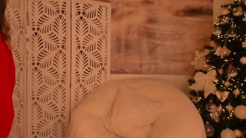 Snapshot of yourmidnightcoffee chatting on 14, 12, 2024 Sarah online show from 14, 12, 2024