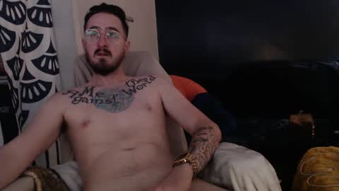 Snapshot of yourneighborhoodfriendlydick chatting on 17, 9, 2025 Sharing For Fun and Pleasure online show from 17, 9, 2025