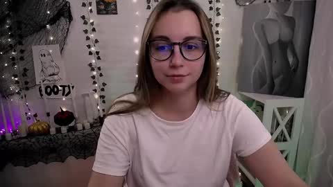 Happy online show from 4, 11, 2025