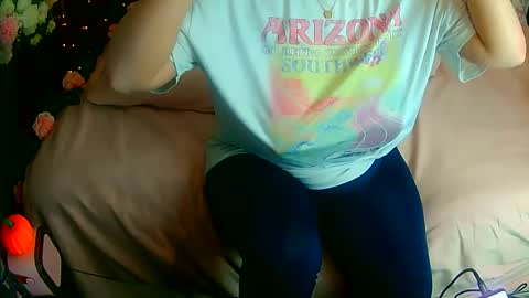 yourtoysophie18 online show from 2, 10, 2025