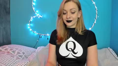 YourVenus00 -Follow my OF online show from 5, 2, 2025