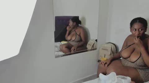 yourwife_anna online show from 10, 11, 2025