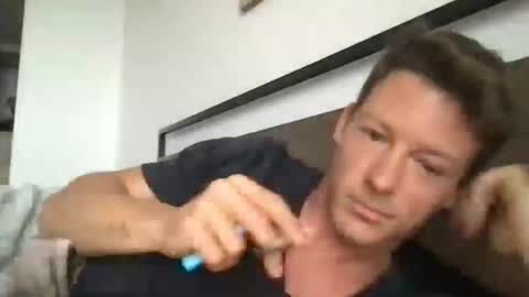 Snapshot of yoyoyo1221 chatting on 15, 2, 2026 yoyoyo1221 online show from 15, 2, 2026