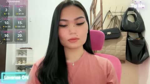 yrdrmgrl_jennie26 online show from 9, 3, 2026