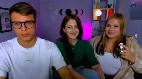 yudji_boy online show from 12, 9, 2025