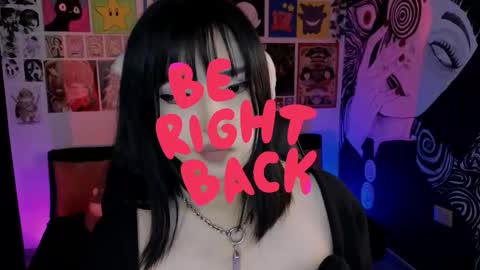    rawr   Anne Independent model      online show from 10, 10, 2025