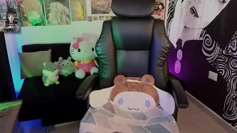 Snapshot of yuhwa chatting on 4, 2, 2026 rawr Anne Independent model online show from 4, 2, 2026