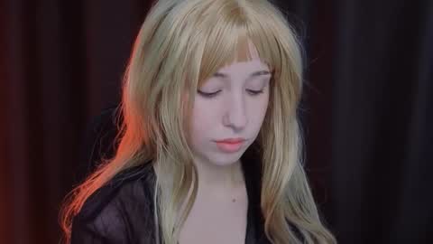 Snapshot of yukimisa chatting on 21, 11, 2025 Misa online show from 21, 11, 2025